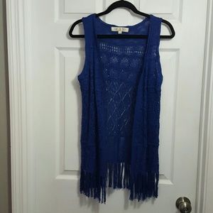 Blue sleeveless shrug